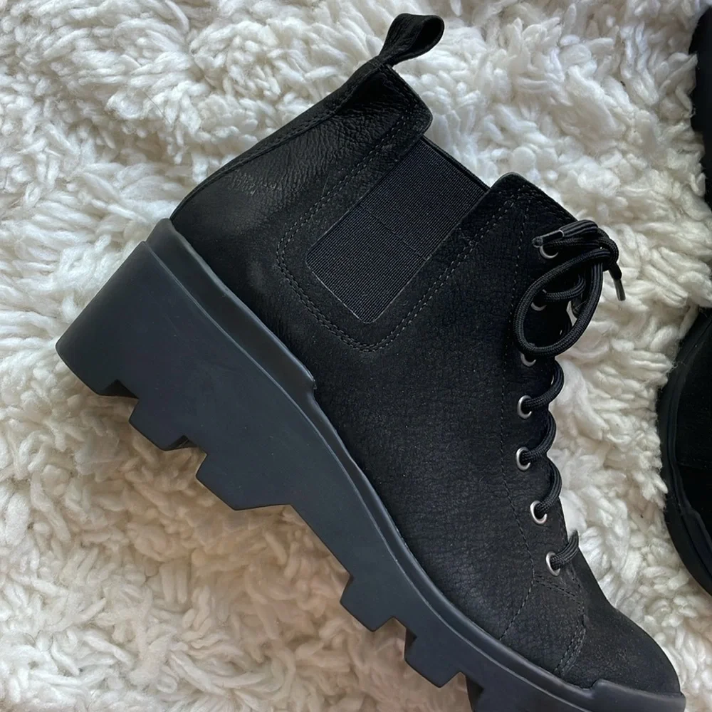 Eileen Fisher Shearling Winter Boots‎